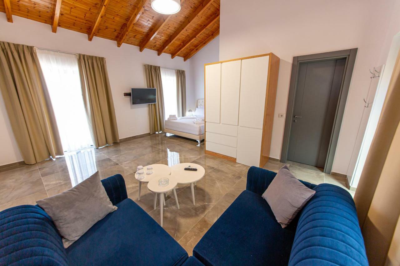 Santa Oliva Suites 사밀 외부 사진